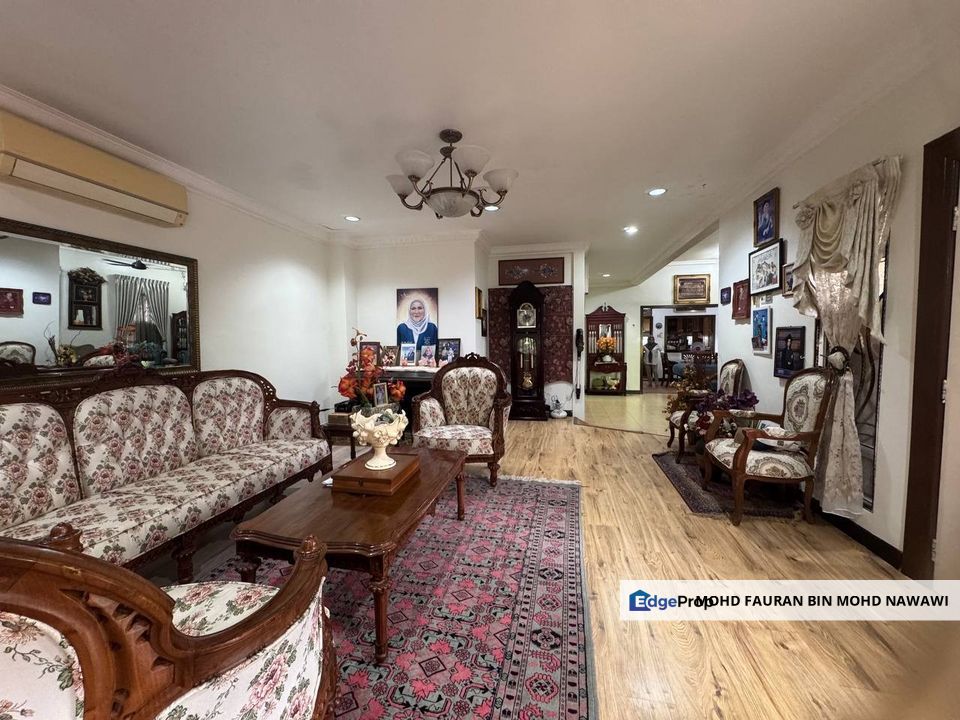 Taman Ukay Perdana 2 Storey Semi D FACING OPEN Ampang For Sale, Selangor, Ampang