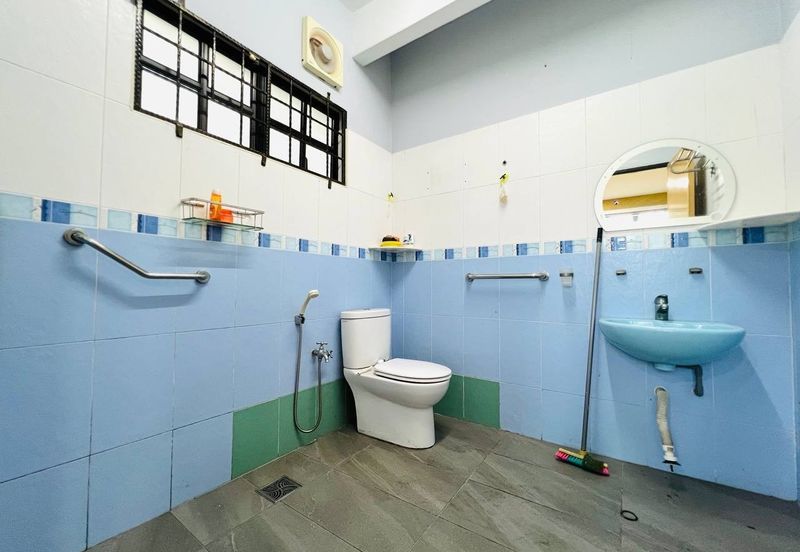 Sungai Burung, Bukit Rimau