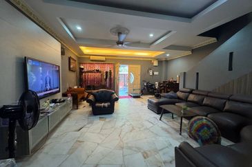 Taman Saujana Puchong