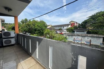 Taman Saujana Puchong