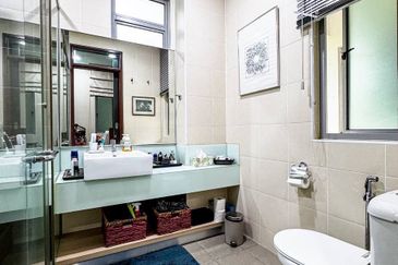 Symphony Hills Schumann