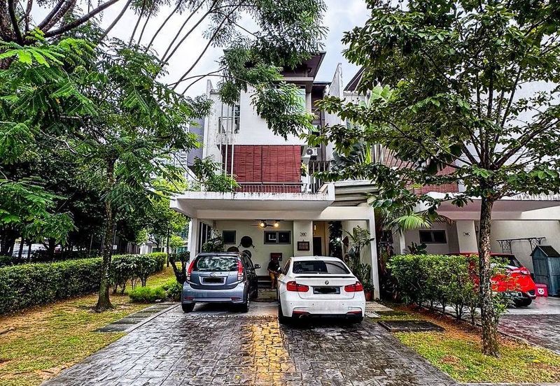 Symphony Hills Schumann