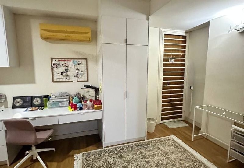 Seksyen 4, Shah Alam