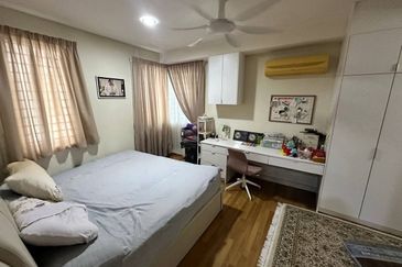 Seksyen 4, Shah Alam