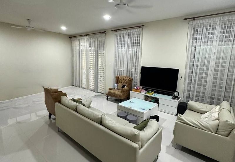 Seksyen 4, Shah Alam