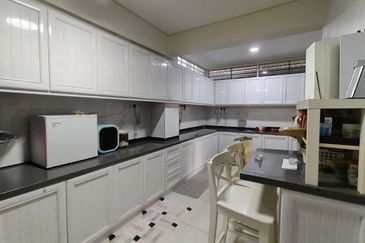 Seksyen 4, Shah Alam