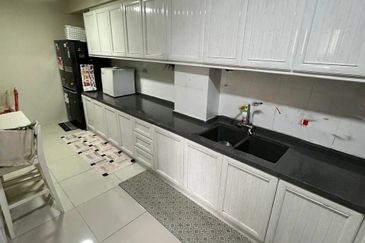 Seksyen 4, Shah Alam