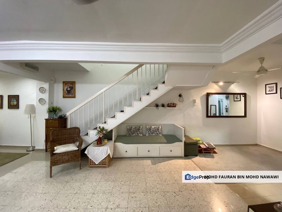 Taman Putra Perdana 2 Storey Terrace END LOT+RENOVATED+FACING OPEN Puchong For Sale, Selangor, Puchong
