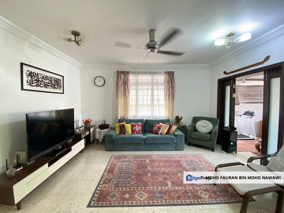 Taman Putra Perdana 2 Storey Terrace END LOT+RENOVATED+FACING OPEN Puchong For Sale, Selangor, Puchong