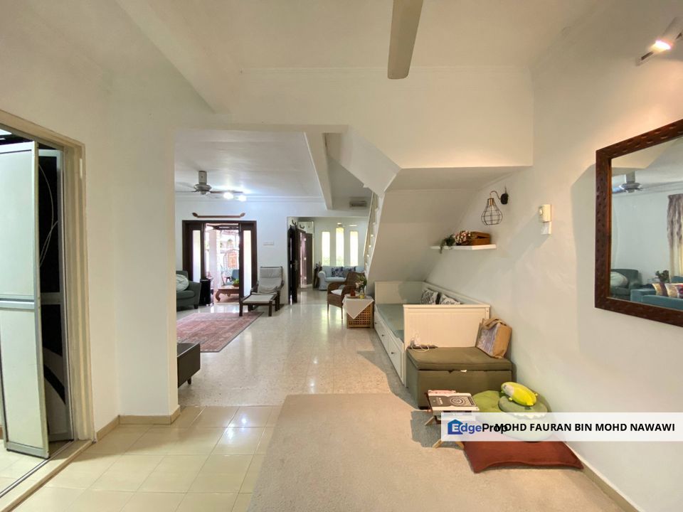 Taman Putra Perdana 2 Storey Terrace END LOT+RENOVATED+FACING OPEN Puchong For Sale, Selangor, Puchong