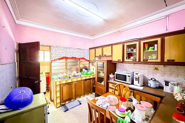 Seksyen 18, Shah Alam