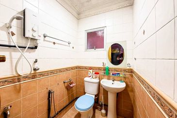 Seksyen 18, Shah Alam