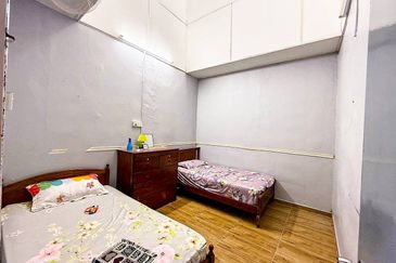 Seksyen 18, Shah Alam