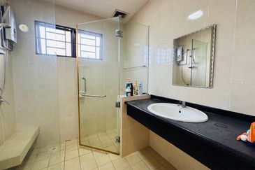 Cahaya SPK, Seksyen U9