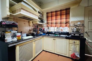 Cahaya SPK, Seksyen U9