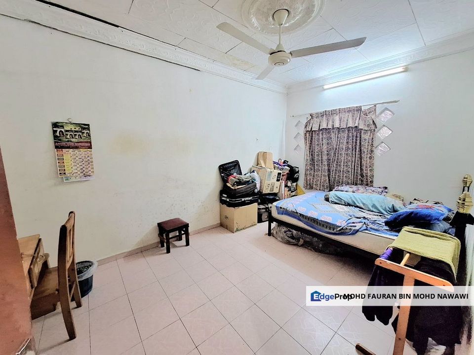 Seksyen 17 Shah Alam 1.5 Storey Terrace RENOVATED Shah Alam For Sale, Selangor, Shah Alam