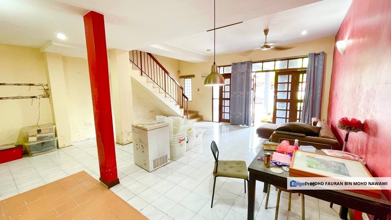 Taman Puchong Prima 2 Storey Terrace NEAR LRT PUCHONG PRIMA Puchong For Sale, Selangor, Puchong