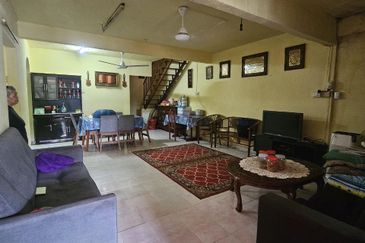 Seksyen 18, Shah Alam