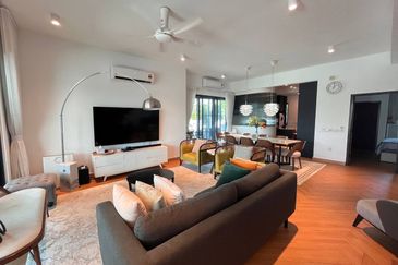 ATHIRA, Bandar Bukit Raja