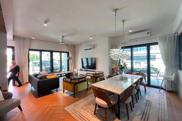 ATHIRA, Bandar Bukit Raja