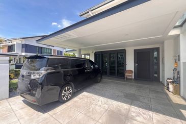 ATHIRA, Bandar Bukit Raja