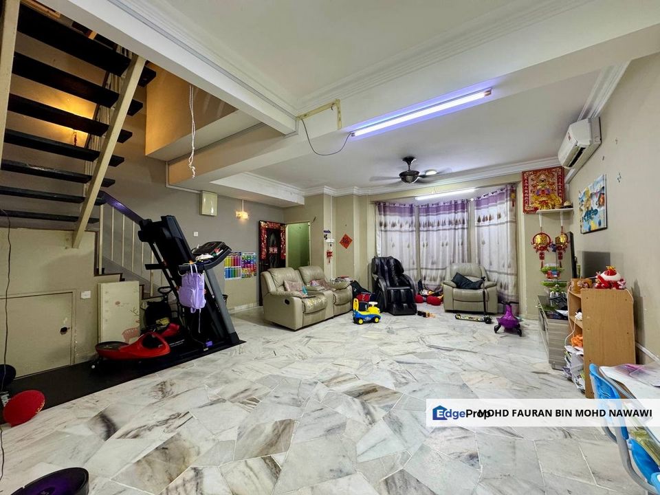 Taman Bukit Utama 2.5 Storey Terrace RENOVATED Ulu Kelang For Sale, Selangor, Ulu Kelang