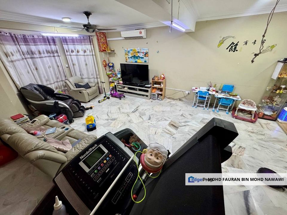Taman Bukit Utama 2.5 Storey Terrace RENOVATED Ulu Kelang For Sale, Selangor, Ulu Kelang