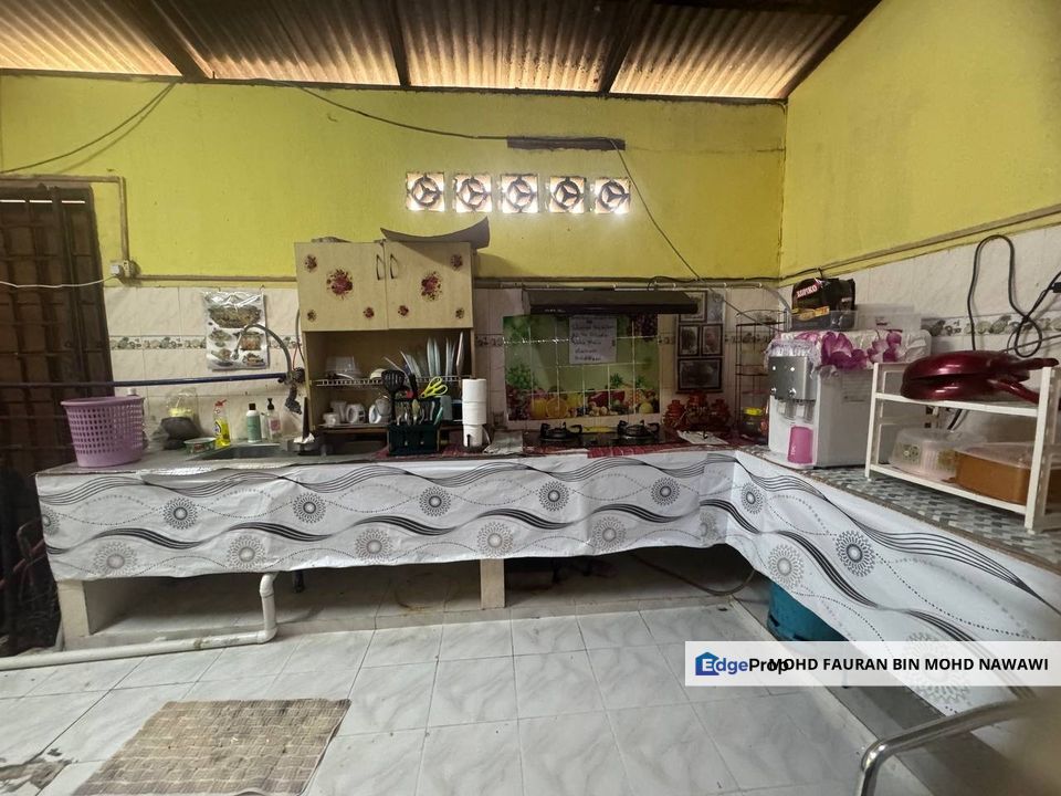 Taman Cempaka 2 Storey Terrace EXTENDED Ampang For Sale, Selangor, Ampang