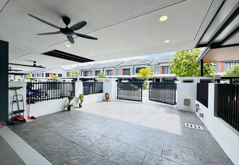 Elmina Green Three @ City of Elmina