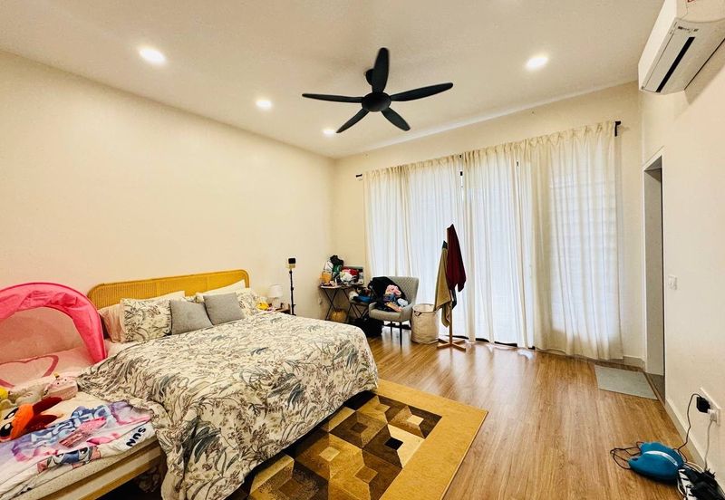 Elmina Green Three @ City of Elmina