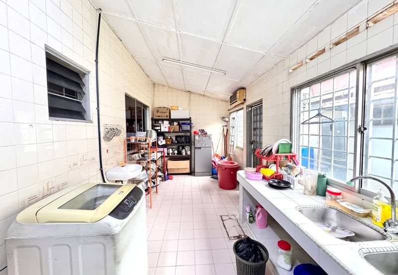 Taman Mawar, Bandar Kinrara Puchong