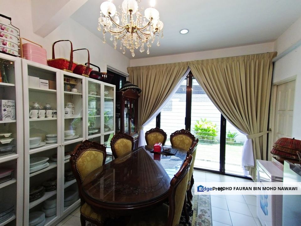 Puncak Pinggiran Putra Kajang 2 Storey Bungalow FULLY RENOVATED Kajang For Sale, Selangor, Kajang