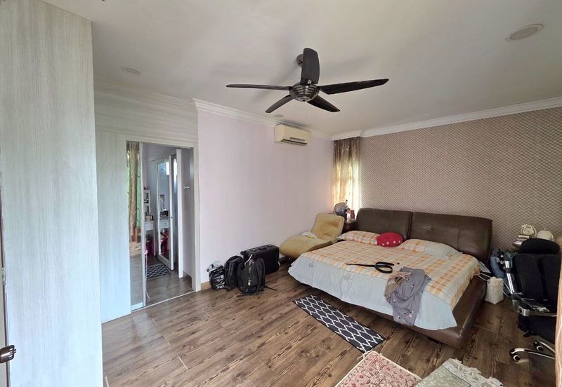 Desa Pinggiran Putra