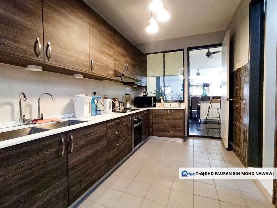 Taman Saujana Suria Kajang 3 Storey Semi D RENOVATED Kajang For Sale, Selangor, Kajang