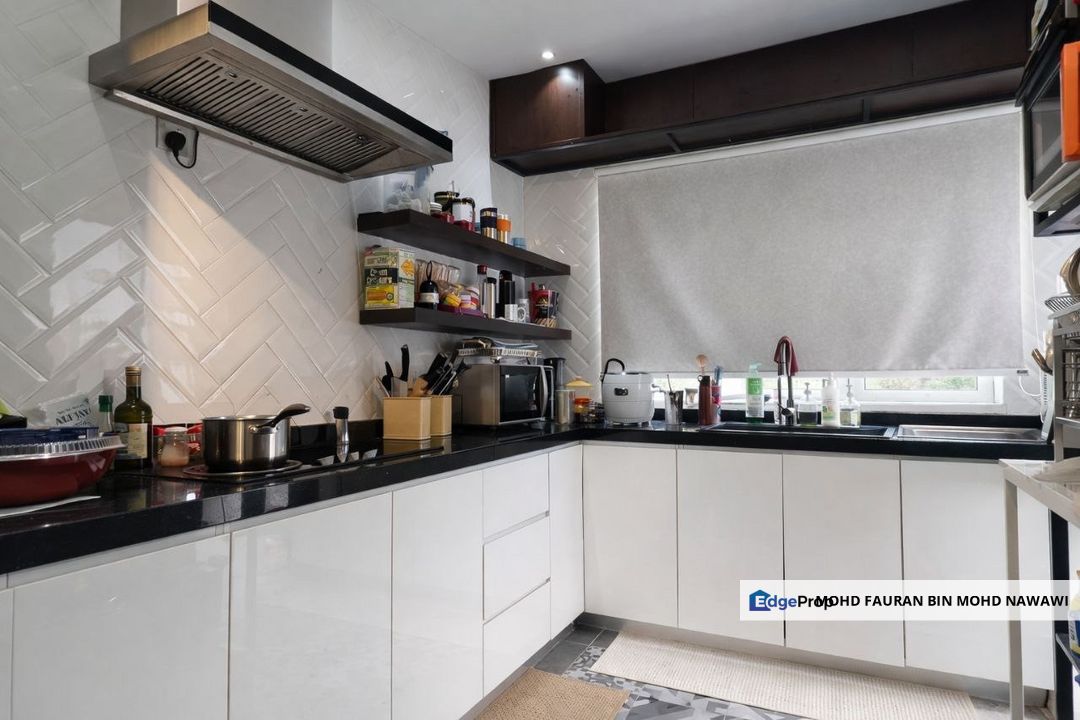 Ukay Perdana Ampang 2.5 Storey Link Terrace RENOVATED UNIT Ampang For Sale, Selangor, Ampang