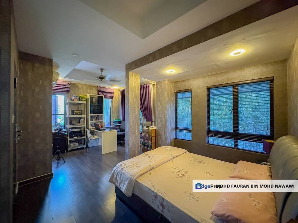 Saujana Palma 3.5 Storey Semi D RENOVATED Kajang For Sale, Selangor, Kajang