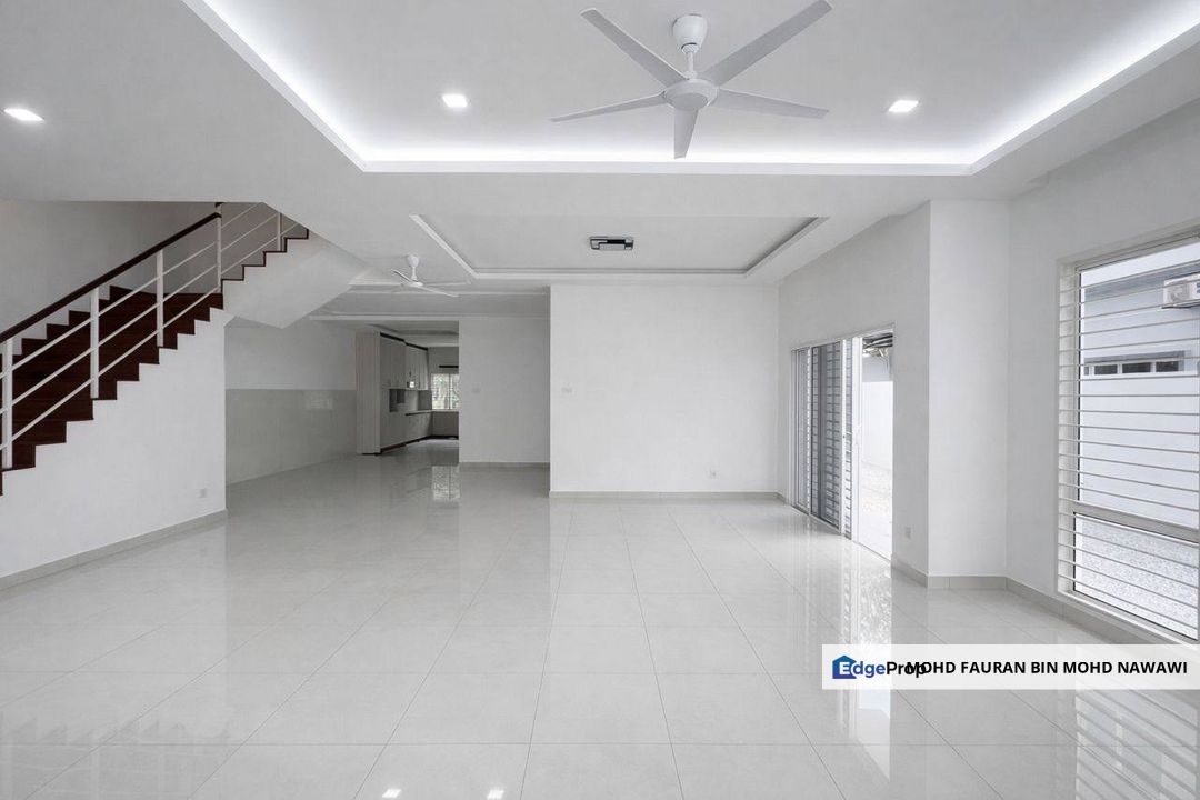 Perdana Lakeview East Cyberjaya 3 Storey Semi D FULLY RENOVATED Cyberjaya For Sale, Selangor, Cyberjaya