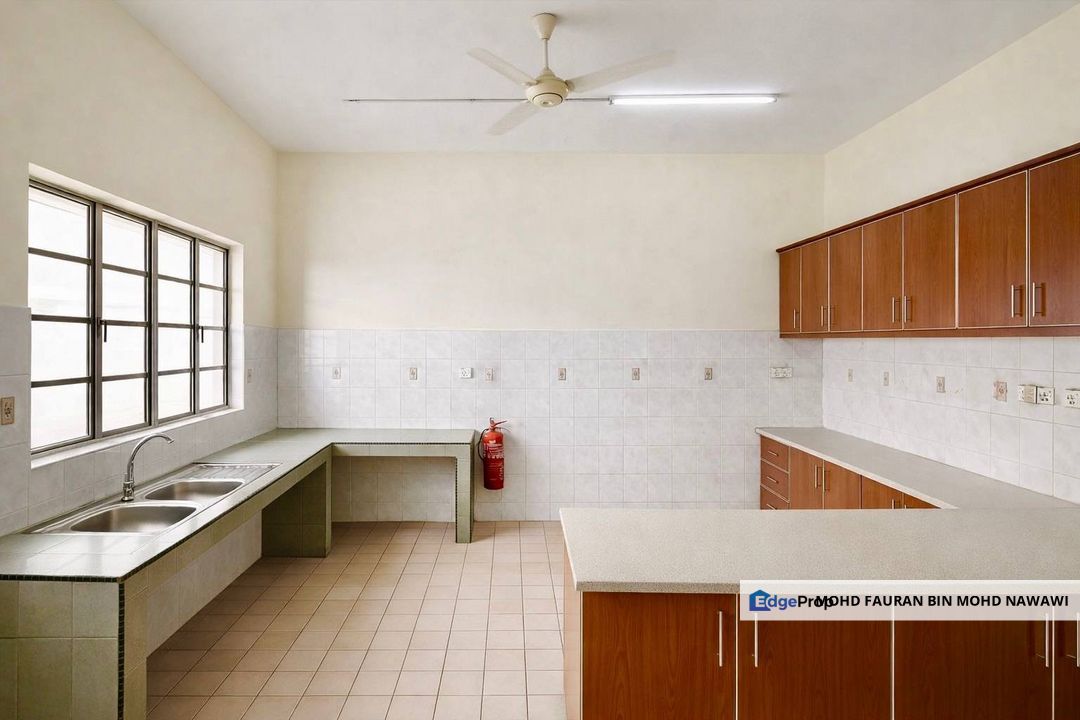 Seksyen 9 Kota Damansara 2 Storey Semi D House BIG LAND Kota Damansara For Sale, Selangor, Kota Damansara