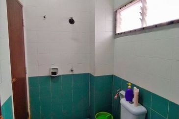 Subang Bestari 2 Storey Terrace CORNER LOT+FACING OPEN Subang Bestari For Sale