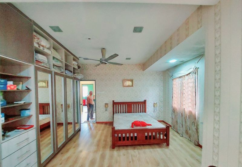 Taman Subang Permata