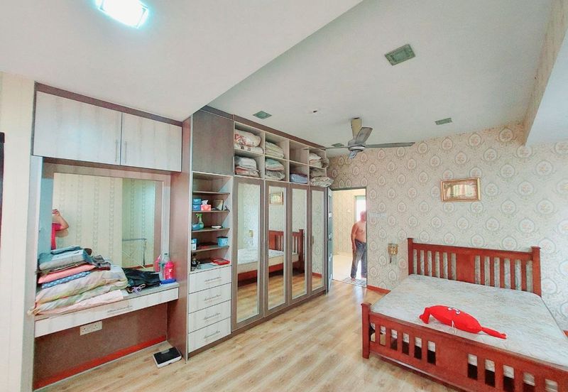 Taman Subang Permata