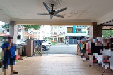 Taman Amanputra, Puchong South