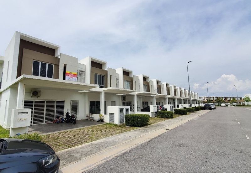 Casa Green @ Cybersouth