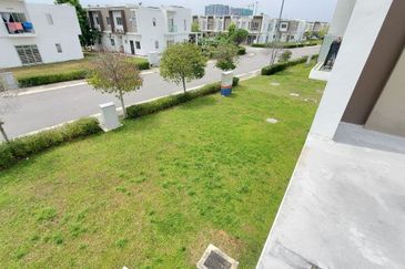 Casa Green @ Cybersouth