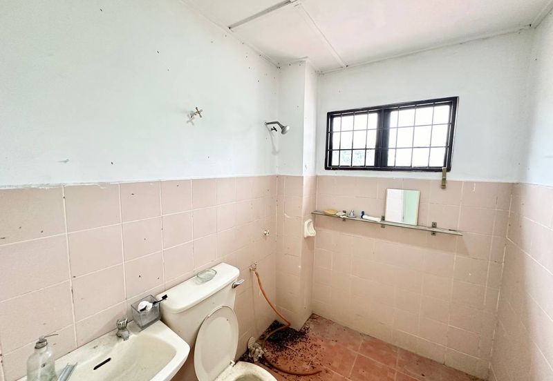 SL 10, Bandar Sungai Long