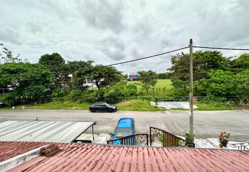 SL 10, Bandar Sungai Long