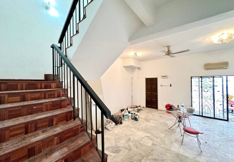 SL 10, Bandar Sungai Long