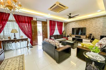 Cyprus Usj Heights 2.5 Storey Superlink (RENOVATED) For Sale