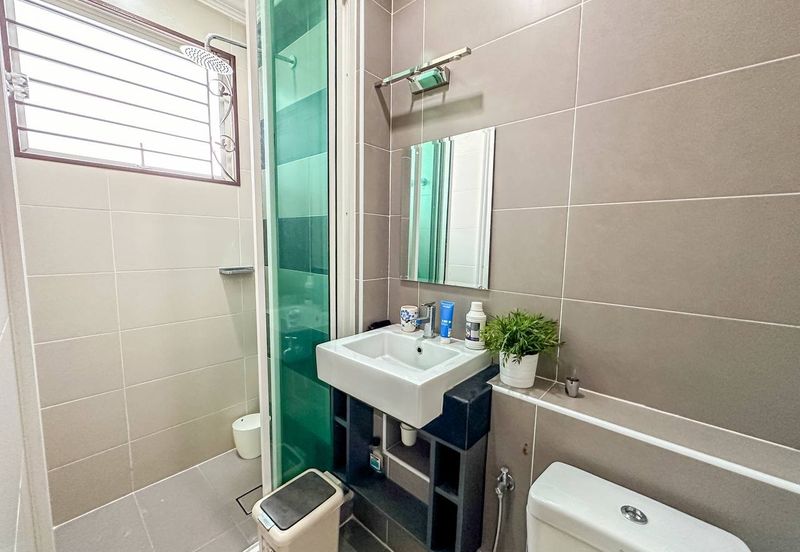 Cyprus Usj Heights 2.5 Storey Superlink (RENOVATED) For Sale