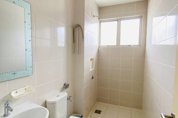 Abadi @ Bandar Ainsdale